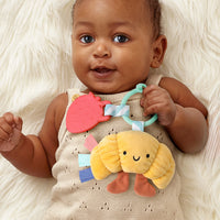 *NEW* Itzy Ritzy Itzy Pal Plush & Teether - Chloe the Croissant