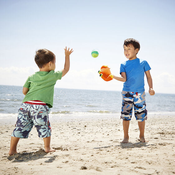 Melissa & Doug Toss & Grip Game