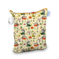 EXCLUSIVE Thirsties Hot Squirrel Summer